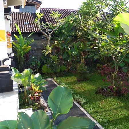 Omank Agus Homestay Убуд Екстериор снимка